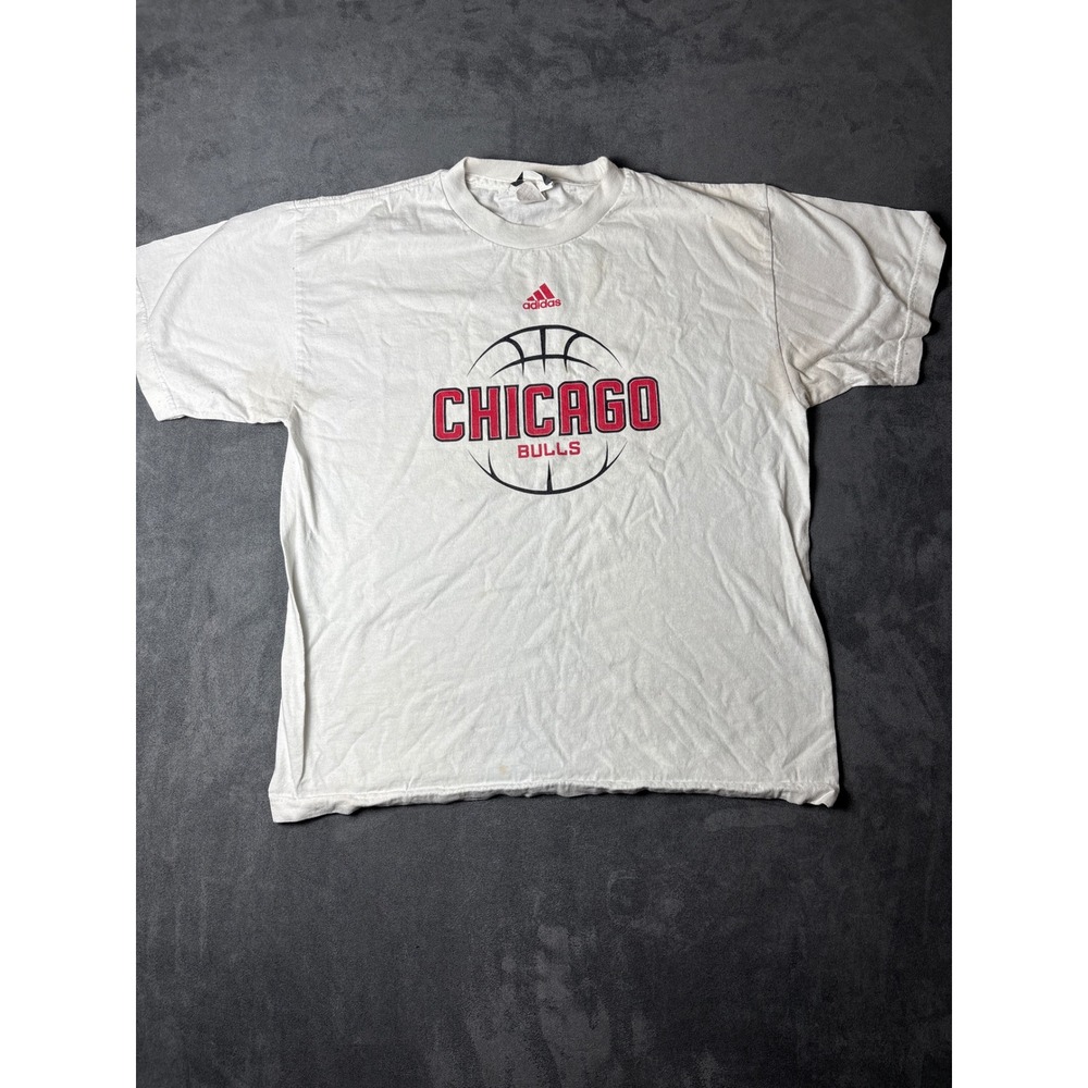 Adidas Chicago Bulls T-Shirt White Youth XL NBA Basketball Graphic Tee